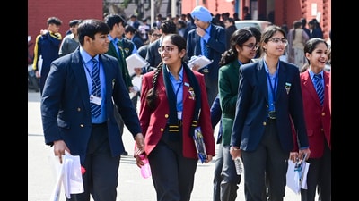 Class 10 students of GMSSS-39 in Chandigarh found the standard of English exam as per the CBSE sample paper. (HT Photo)