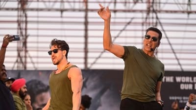 Akshay Kumar and Tiger Shroff perform a stunt during the promotion of their upcoming movie Bade Miyan Chote Miyan in Lucknow (Photo by Deepak Gupta/Hindustan Times) Akshay Kumar and Tiger Shroff perform a stunt during the promotion of their upcoming movie Bade Miyan Chote Miyan in Lucknow (Photo by Deepak Gupta/Hindustan Times)
