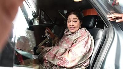 Chandigarh BJP MP Kirron Kher arriving to attend the municipal corporation House sitting to elect the senior deputy mayor and mayor on Tuesday. She left after waiting for nearly three hours as AAP and Congress councillors stayed away from the proceedings. (Ravi Kumar/HT) Chandigarh BJP MP Kirron Kher arriving to attend the municipal corporation House sitting to elect the senior deputy mayor and mayor on Tuesday. She left after waiting for nearly three hours as AAP and Congress councillors stayed away from the proceedings. (Ravi Kumar/HT)