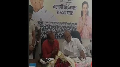 More (L) arrived in the afternoon and met Pawar senior and Supriya Sule, raising eyebrows in the political circles. (HT PHOTO)