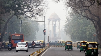New Delhi, India - Feb. 20, 2024: Tilak Marg near India Gate covered with mist after midnight rainfall in New Delhi, India, on Tuesday, February 20, 2024. (Photo by Arvind Yadav/ Hindustan Times) (Hindustan Times) New Delhi, India - Feb. 20, 2024: Tilak Marg near India Gate covered with mist after midnight rainfall in New Delhi, India, on Tuesday, February 20, 2024. (Photo by Arvind Yadav/ Hindustan Times) (Hindustan Times)