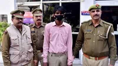The UP police on Tuesday arrested the suspect who allegedly murdered the elderly woman and fled after stealing money from her house in Ghaziabad. (Shakib Ali/HT Photo) The UP police on Tuesday arrested the suspect who allegedly murdered the elderly woman and fled after stealing money from her house in Ghaziabad. (Shakib Ali/HT Photo)