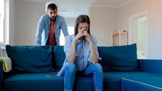 Compromising and sacrificing in a relationship are very different. It is important to understand that for the approval of the partner, we should not lose our own self-worth and dignity. "Take a moment to acknowledge how many signs of self-sacrifice apply to you. Let’s continuously give ourselves up maintaining relationships. We ultimately become so disconnected from ourselves that we feel resentful, directionless, lost, and don’t know who we are anymore," wrote Therapist Klara Kernig. Here are five signs that we are sacrificing too much for the approval of the partner.(Unsplash)