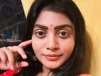 Sowmya Janu was seen arguing with the traffic home guard in a video.