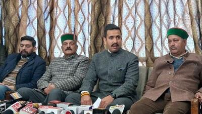 Congress leader Vikramaditya Singh addressing a press conference in Shimla on Wednesday. (Deepak Sansta/HT)