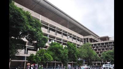 HC seeks Centre’s reply on PIL flagging MoD’s policy on mass litigation against disabled soldiers HC seeks Centre’s reply on PIL flagging MoD’s policy on mass litigation against disabled soldiers