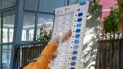 New Delhi: A replica of Electronic Voting Machine (EVM) at the Election Commission of India (ECI) head office, in New Delhi, Wednesday, Feb. 28, 2024. (PTI Photo/Kamal Kishore)(PTI02_28_2024_000219A) (PTI) New Delhi: A replica of Electronic Voting Machine (EVM) at the Election Commission of India (ECI) head office, in New Delhi, Wednesday, Feb. 28, 2024. (PTI Photo/Kamal Kishore)(PTI02_28_2024_000219A) (PTI)