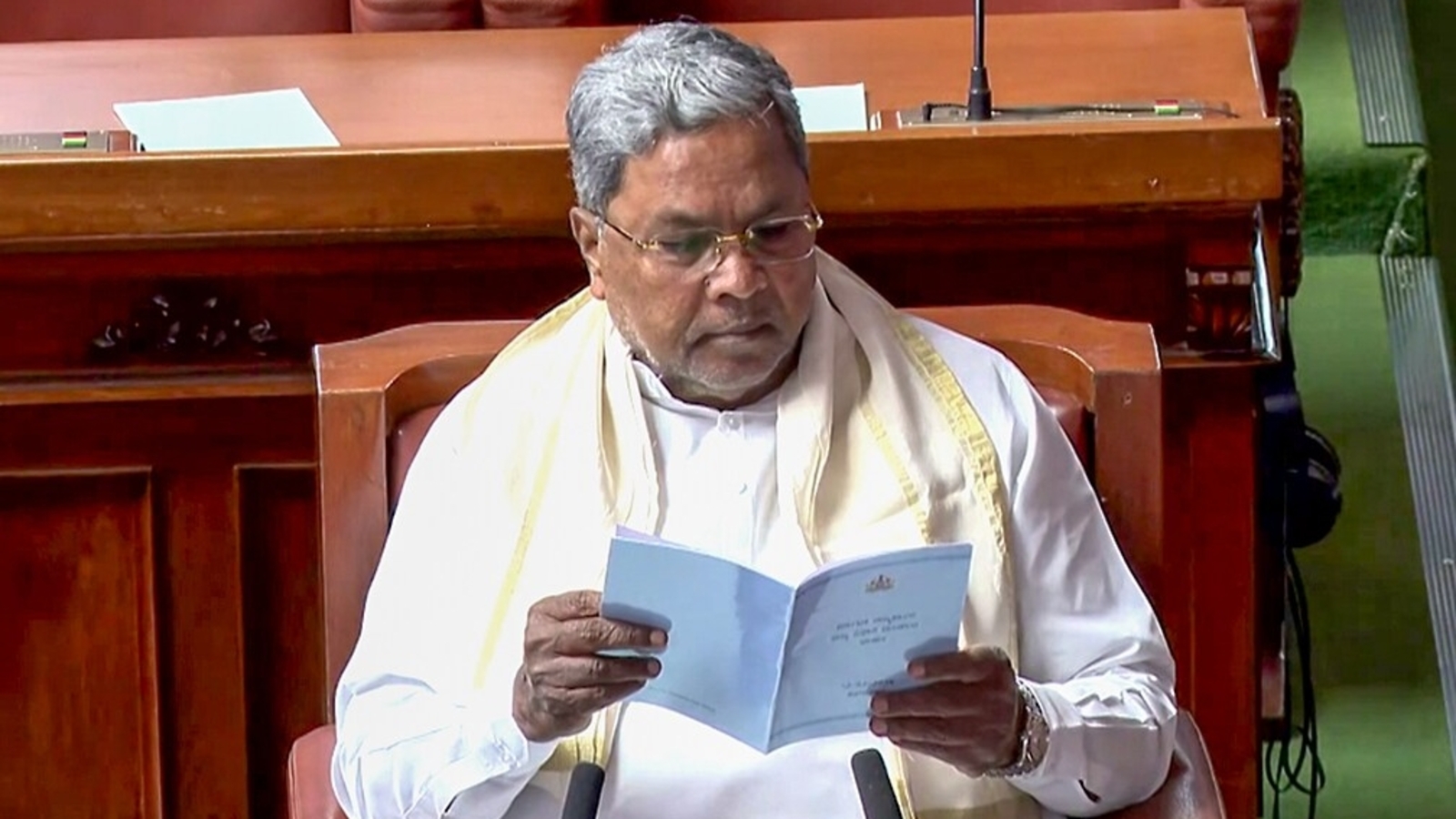 Caste census report submitted to Karnataka govt, sparks debate within Congress - Vimarsana News