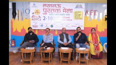Director of Lucknow Book Fair Akarsh Chandel (fourth from left) briefs the press on the upcoming event. (HT) Director of Lucknow Book Fair Akarsh Chandel (fourth from left) briefs the press on the upcoming event. (HT)