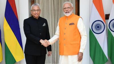 Prime Minister Narendra Modi with Mauritius counterpart Pravind Jugnauth (Twitter Photo) Prime Minister Narendra Modi with Mauritius counterpart Pravind Jugnauth (Twitter Photo)