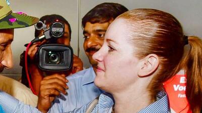 The then Hockey India CEO Elena Norman with former Indian men’s hockey team captain Sardar Singh in 2014. (PTI file photo)