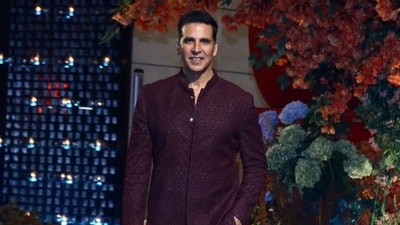 Akshay Kumar is also expected to join the party. Anant's pre-wedding bash is likely to also be attended by Bill Gates, Meta's Mark Zuckerberg, fellow Indian billionaires Gautam Adani and Kumar Mangalam Birla, as well as many cricketers. Akshay Kumar is also expected to join the party. Anant's pre-wedding bash is likely to also be attended by Bill Gates, Meta's Mark Zuckerberg, fellow Indian billionaires Gautam Adani and Kumar Mangalam Birla, as well as many cricketers.