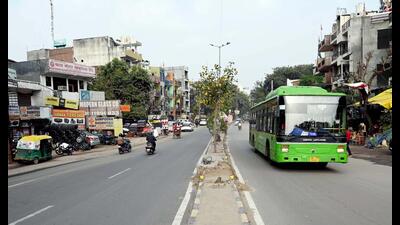 Officials of GMBCL informed that 150 buses were operated by it in Gurugram, and 50 buses were plying under the city bus service in Faridabad while they were expecting 100 e-buses from the central government in October this year. (Parveen Kumar/HT Photo) Officials of GMBCL informed that 150 buses were operated by it in Gurugram, and 50 buses were plying under the city bus service in Faridabad while they were expecting 100 e-buses from the central government in October this year. (Parveen Kumar/HT Photo)