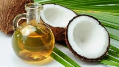 Coconut oil blocks about 20 percent of the sun's ultraviolet rays – when applied on skin, it can protect the skin. (Unsplash) Coconut oil blocks about 20 percent of the sun's ultraviolet rays – when applied on skin, it can protect the skin. (Unsplash)