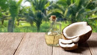 Coconut oil is a rich source of high saturated fat content, making it one of the best fats for high-heat cooking, including frying. (Unsplash) Coconut oil is a rich source of high saturated fat content, making it one of the best fats for high-heat cooking, including frying. (Unsplash)