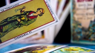 Read your daily tarot prediction for March 1, 2024 (Unsplash)