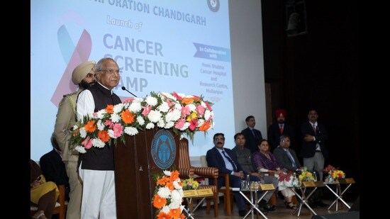 UT administrator Banwarilal Purohit during the inauguration of the free cancer screening camp in Chandigarh on Friday. (HT Photo)