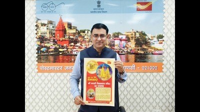 Devotees will get offerings via speed post from Kashi Vishwanath Temple (HT Photo)
