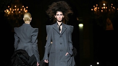 Models present creations by Yohji Yamamoto for the Women Ready-to-wear Fall-Winter 2024/2025 collection as part of the Paris Fashion Week, in Paris on March 1, 2024. (Photo by Bertrand GUAY / AFP) Models present creations by Yohji Yamamoto for the Women Ready-to-wear Fall-Winter 2024/2025 collection as part of the Paris Fashion Week, in Paris on March 1, 2024. (Photo by Bertrand GUAY / AFP)
