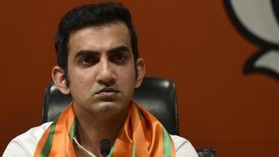 Gautam Gambhir on Saturday announced his desire to quit politics so that he can fulfil his cricket commitments. Gautam Gambhir on Saturday announced his desire to quit politics so that he can fulfil his cricket commitments.