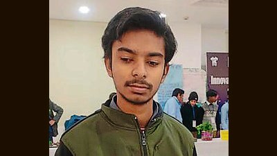 The two were selected for Team Kaizel during a science exhibition for students aged 14 to 19 at GL Bajaj Institute of Technology and Management in Greater Noida on January 19, in which over 50 schools from across Gautam Budh Nagar participated. (HT Photo) The two were selected for Team Kaizel during a science exhibition for students aged 14 to 19 at GL Bajaj Institute of Technology and Management in Greater Noida on January 19, in which over 50 schools from across Gautam Budh Nagar participated. (HT Photo)