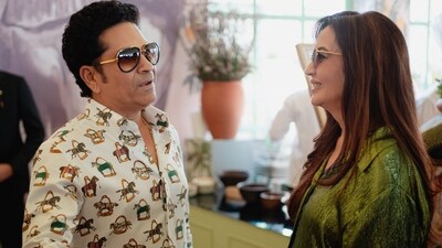 Sachin Tendulkar interacts with Nita Ambani on day 2 of the festivities. Apart from Sachin, several noted sportspersons including MS Dhoni, Rohit Sharma, Hardik Pandya, and Suryakumar Yadav were part of the guest list. Sachin Tendulkar interacts with Nita Ambani on day 2 of the festivities. Apart from Sachin, several noted sportspersons including MS Dhoni, Rohit Sharma, Hardik Pandya, and Suryakumar Yadav were part of the guest list.