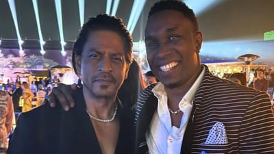 Shah Rukh Khan hanging out with Dwayne Bravo. The guest list also includes Mohammed Bin Jassim al Thani, the prime minister of Qatar; Stephen Harper, former Canadian prime minister; and the king and queen of Bhutan. Shah Rukh Khan hanging out with Dwayne Bravo. The guest list also includes Mohammed Bin Jassim al Thani, the prime minister of Qatar; Stephen Harper, former Canadian prime minister; and the king and queen of Bhutan. 
