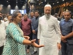 Asaduddin Owais visited Hyderabad’s Rameshwaram Cafe
Asaduddin Owais visited Hyderabad’s Rameshwaram Cafe