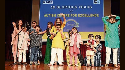Children celebrate the 10th anniversary of the Autism Centre for Excellence at the Triveni Kala Sangam on Sunday. (Arvind Yadav/HT) Children celebrate the 10th anniversary of the Autism Centre for Excellence at the Triveni Kala Sangam on Sunday. (Arvind Yadav/HT)