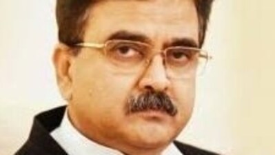 Justice Abhijit Gangopadhyay (Twitter) Justice Abhijit Gangopadhyay (Twitter)