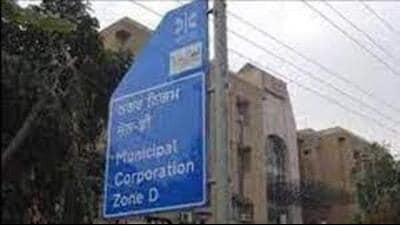 MC to build 10 public toilets at markets in Ludhiana, announced Punjab chief secretary. (HT) MC to build 10 public toilets at markets in Ludhiana, announced Punjab chief secretary. (HT)