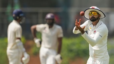 Iyer continued his poor long-format form in the semi-final of the Ranji Trophy (PTI) Iyer continued his poor long-format form in the semi-final of the Ranji Trophy (PTI)