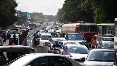The Pune University junction is the busiest stretch in the city as it handles traffic from Pashan, Baner, Aundh, Ganeshkhind Road, and Senapati Bapat Road. The traffic police estimate that around 3.5 lakh vehicles pass through this junction daily. (HT FILE) The Pune University junction is the busiest stretch in the city as it handles traffic from Pashan, Baner, Aundh, Ganeshkhind Road, and Senapati Bapat Road. The traffic police estimate that around 3.5 lakh vehicles pass through this junction daily. (HT FILE)