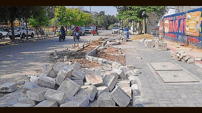 The road being redesigned on Malhar Road in Ludhiana. (HT PHOTO) The road being redesigned on Malhar Road in Ludhiana. (HT PHOTO)