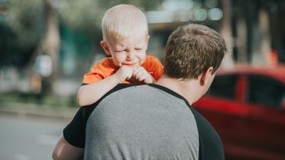 Transitions are stressful for kids. Hence, as parents, we can give them the emotional support that they need by connecting with them prior to the transitions. (Photo by Phil Nguyen on Pexels) Transitions are stressful for kids. Hence, as parents, we can give them the emotional support that they need by connecting with them prior to the transitions. (Photo by Phil Nguyen on Pexels)
