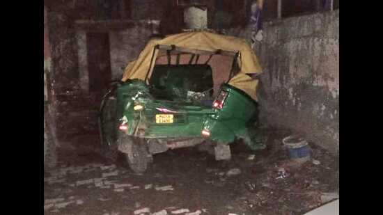 The mangled remains of the auto. (HT Photo)