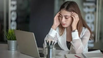 Overthinking causes us to freeze – the response to the trauma. Hence, we get stuck in our head or thinking of a situation multiple time. (Unsplash) Overthinking causes us to freeze – the response to the trauma. Hence, we get stuck in our head or thinking of a situation multiple time. (Unsplash)