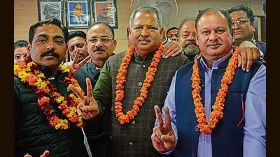 From left: Senior deputy mayor Kuljeet Singh Sandhu, Chandigarh BJP president Jatinder Pal Malhotra and deputy mayor Rajinder Sharma in the Chandigarh MC House on Monday (SANT ARORA/HT) From left: Senior deputy mayor Kuljeet Singh Sandhu, Chandigarh BJP president Jatinder Pal Malhotra and deputy mayor Rajinder Sharma in the Chandigarh MC House on Monday (SANT ARORA/HT)