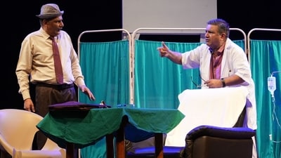 Kumud Mishra and Shubhrajyoti Barat during the play Purane Chawal staged in Lucknow (HT Photo) Kumud Mishra and Shubhrajyoti Barat during the play Purane Chawal staged in Lucknow (HT Photo)