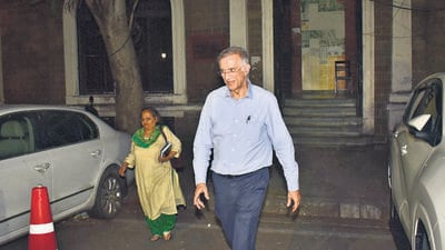 Mumbai, India – Mar 04, 2024: Billionaire Niranjan Hiranandani leaves after being questioned by the Enforcement Directorate (ED) today in a foreign exchange violation case, in Mumbai, India, on Monday, Mar 04, 2024. (Photo by Bhushan Koyande/HT Photo) Mumbai, India – Mar 04, 2024: Billionaire Niranjan Hiranandani leaves after being questioned by the Enforcement Directorate (ED) today in a foreign exchange violation case, in Mumbai, India, on Monday, Mar 04, 2024. (Photo by Bhushan Koyande/HT Photo)