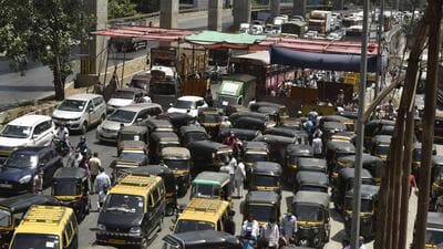 Mumbai, India - May 19, 2020: Traffic due to Samta Nagar Police takes action on Autorickshaw,Taxi and Two wheelers against the offenders who were travelling without valid permission during second day of Lockdown 4.0 at Western Express Highway,Kandivali in Mumbai, India, on Tuesday, May 19, 2020. (Photo by Pramod Thakur/ Hindustan Times) (Hindustan Times) Mumbai, India - May 19, 2020: Traffic due to Samta Nagar Police takes action on Autorickshaw,Taxi and Two wheelers against the offenders who were travelling without valid permission during second day of Lockdown 4.0 at Western Express Highway,Kandivali in Mumbai, India, on Tuesday, May 19, 2020. (Photo by Pramod Thakur/ Hindustan Times) (Hindustan Times)