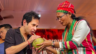 West Tripura: TIPRA founder Pradyot Kishore Manikya Debbarma breaks his fast after a tripartite pact was signed among the Tipra Motha, the Tripura government and the Centre in presence of Union Home Minister Amit Shah on Saturday, in West Tripura district, Sunday, March 3, 2024. (PTI Photo)(PTI03_03_2024_000218A) (PTI) West Tripura: TIPRA founder Pradyot Kishore Manikya Debbarma breaks his fast after a tripartite pact was signed among the Tipra Motha, the Tripura government and the Centre in presence of Union Home Minister Amit Shah on Saturday, in West Tripura district, Sunday, March 3, 2024. (PTI Photo)(PTI03_03_2024_000218A) (PTI)