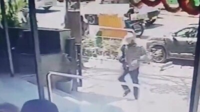 How did the suspect spend time before blast at Bengaluru's Rameshwaram Cafe? How did the suspect spend time before blast at Bengaluru's Rameshwaram Cafe?