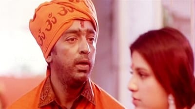 Kamal Haasan played the lead in Gunaa. Kamal Haasan played the lead in Gunaa.