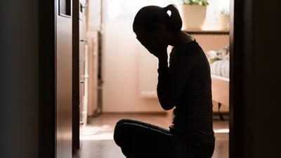 We often feel shamed and judged by others. Hence, we try to overexplain ourselves to prevent the thought of being invalidated again. (Unsplash)