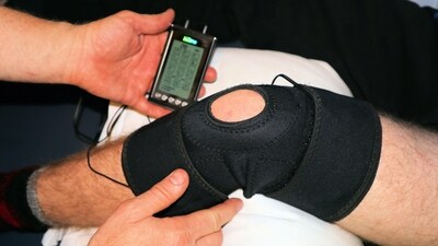 7. Less pain, quick recovery: Knee arthroscopy is non-invasive and can be completed in under an hour for most patients. It is a same-day procedure, allowing patients to return home without prolonged hospital stays. (Photo by Terry Shultz P.T. on Unsplash) 7. Less pain, quick recovery: Knee arthroscopy is non-invasive and can be completed in under an hour for most patients. It is a same-day procedure, allowing patients to return home without prolonged hospital stays. (Photo by Terry Shultz P.T. on Unsplash)