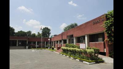 Around 4,000 flats were to be built in Sectors 52, 53 and 56 by the Chandigarh Housing Board (CHB) for government employees as part of the scheme. (HT File) Around 4,000 flats were to be built in Sectors 52, 53 and 56 by the Chandigarh Housing Board (CHB) for government employees as part of the scheme. (HT File)