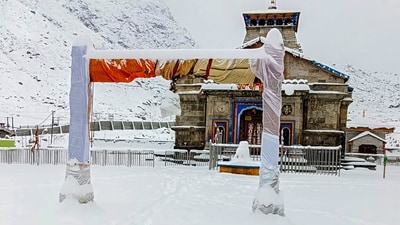 Kedarnath Temple, Uttarakhand: Nestled amidst the majestic Himalayas, the Kedarnath Temple stands as a beacon of devotion and architectural marvel. It is revered as one of the twelve Jyotirlingas, symbolizing the infinite nature of Lord Shiva. (PTI) Kedarnath Temple, Uttarakhand: Nestled amidst the majestic Himalayas, the Kedarnath Temple stands as a beacon of devotion and architectural marvel. It is revered as one of the twelve Jyotirlingas, symbolizing the infinite nature of Lord Shiva. (PTI)