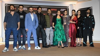 As per Ruchikaa Kapoor Sheikh, Director, Original Films, Netflix India, "Murder Mubarak is a distinctive blend of suspense and comedy, combining the best of both genres. "&nbsp; 