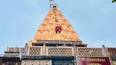Mahakaleshwar Temple, Madhya Pradesh: Situated in the ancient city of Ujjain, the Mahakaleshwar Temple is a sacred pilgrimage site dedicated to Lord Shiva. As one of the twelve Jyotirlingas, this temple holds immense spiritual significance for devotees seeking blessings and divine intervention. (Unsplash) Mahakaleshwar Temple, Madhya Pradesh: Situated in the ancient city of Ujjain, the Mahakaleshwar Temple is a sacred pilgrimage site dedicated to Lord Shiva. As one of the twelve Jyotirlingas, this temple holds immense spiritual significance for devotees seeking blessings and divine intervention. (Unsplash)